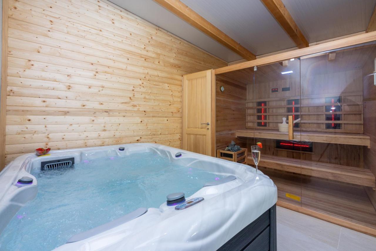 Villa Antani With Heated Pool, Sauna & Jacuzzi Crikvenica Kültér fotó