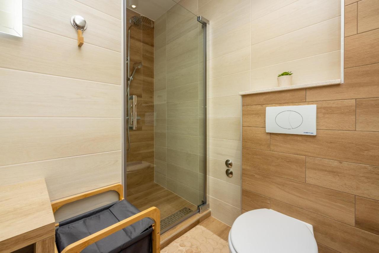 Villa Antani With Heated Pool, Sauna & Jacuzzi Crikvenica Kültér fotó